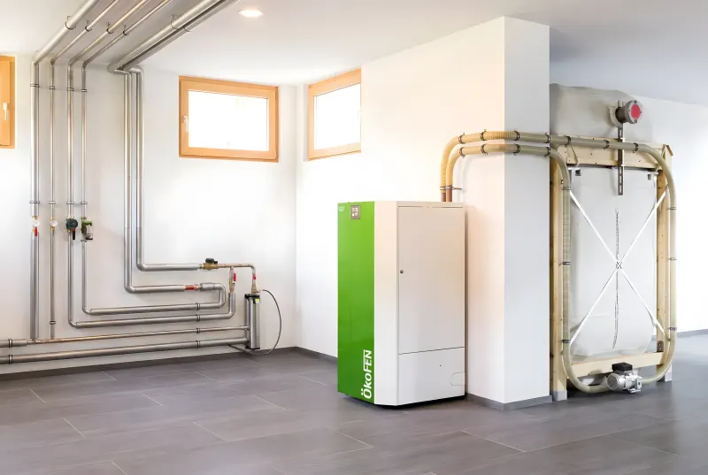 Chaudière à granulés ÖkoFen Pellematic avec silo textile Flexilo en chaufferie